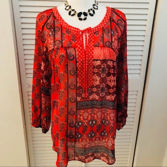 Hope & Harlow Tops - Hope and Harlow Flower Print Tunic Blouse